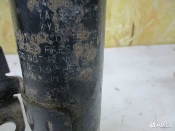 Амортизаторные стойки в сборе Форд Фокус 2