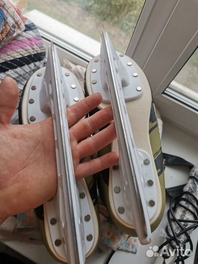 Коньки хоккейные