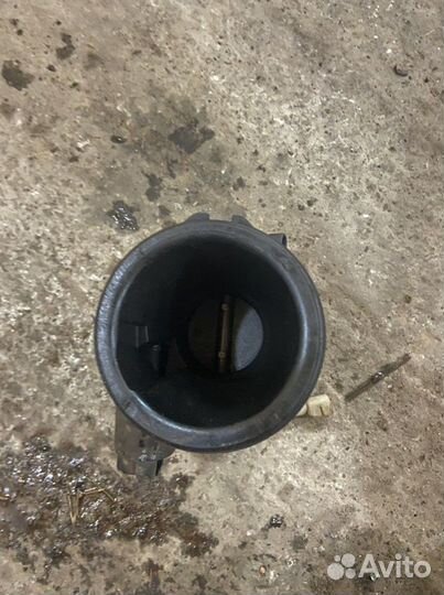 Заслонка дроссельная Рено Логан 1.6