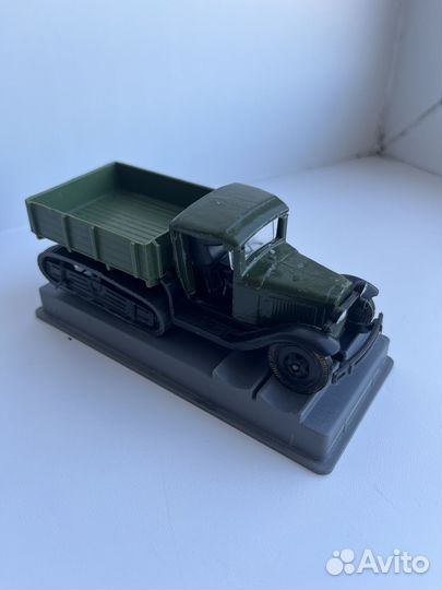 Модель автомобиля газ-60 1:43