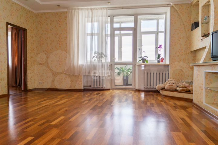 4-к. квартира, 132 м², 11/13 эт.