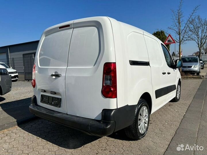 Двери от peugeot partner 2008-2015