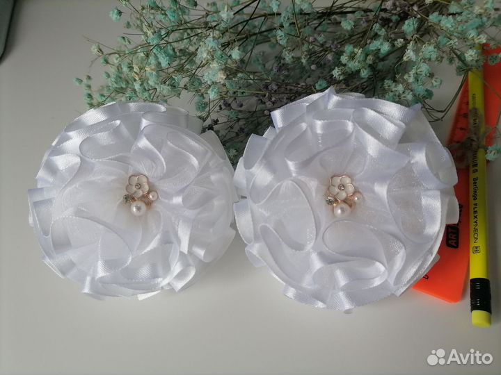 Бантики белые