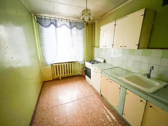 4-к. квартира, 82 м², 3/9 эт.