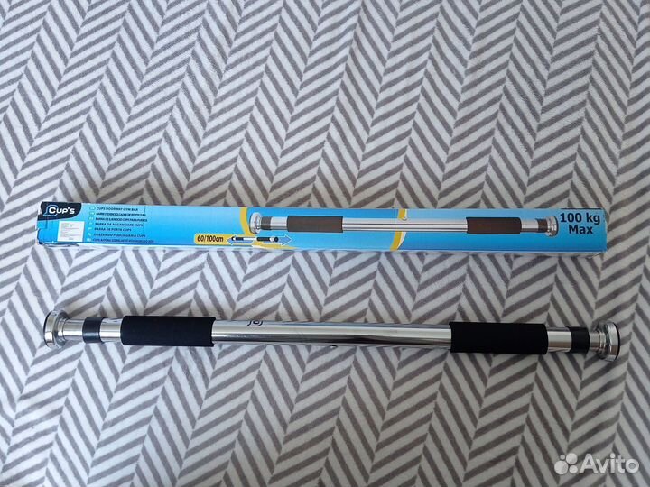 Перекладина для подтягивания в дверном проеме