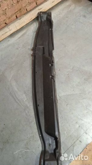 Жабо дождевик Ford Focus 2 2005 4M51A01628
