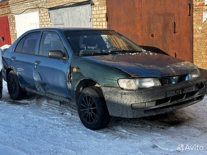 Автомобили на запчасти