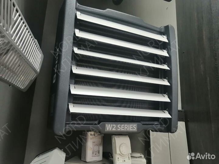 Водяной тепловентилятор Ballu 20*100 квт