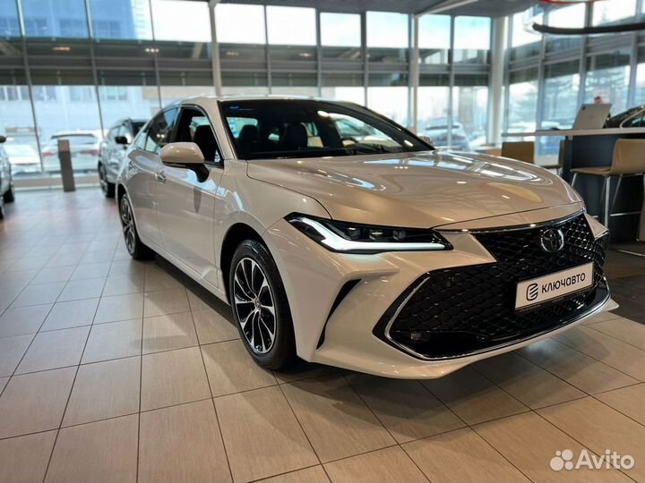 Toyota Avalon 2.5 AT, 2022