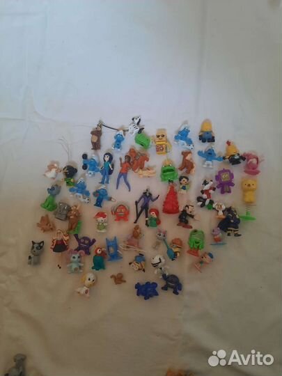 Игрушки из киндера пакетом 1кг