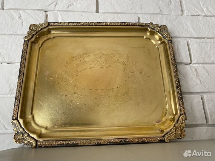 Поднос латунный