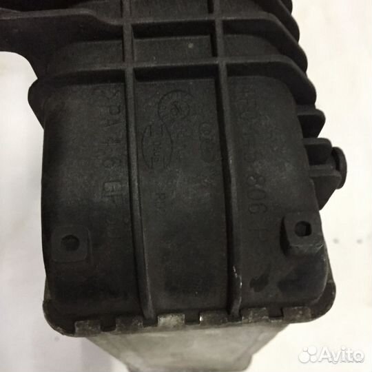 Интеркуллер Audi A6 C6 2.7 Оригинал бу