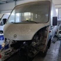 Iveco Daily 3.0 MT, 2015, битый, 400 000 км, с пробегом, цена 1 000 000 руб.