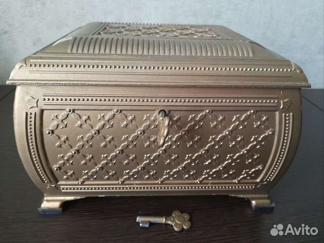 Шкатулка ларец