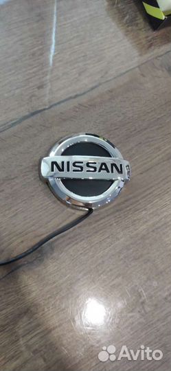 Эмблема nissan