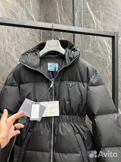 Пуховик prada женский