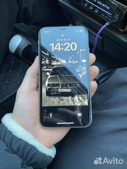 iPhone 11, 64 ГБ
