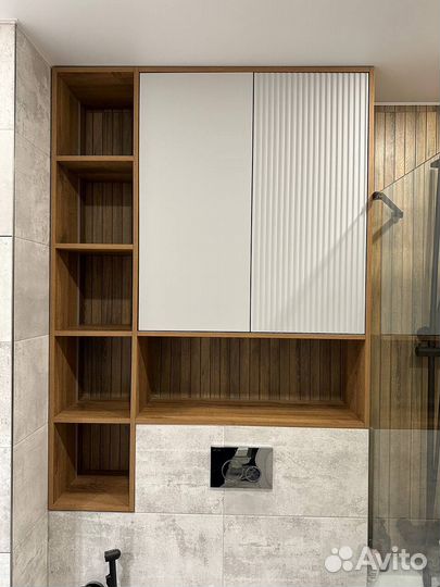 Шкаф распашной двухдверный