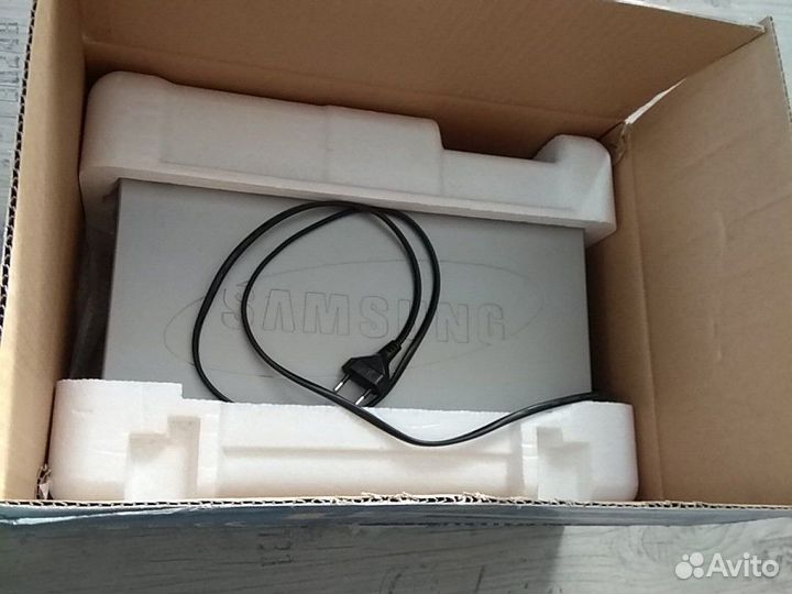 Видеомагнитофон