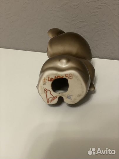 Статуэтка фарфоровая Олимпийский мишка