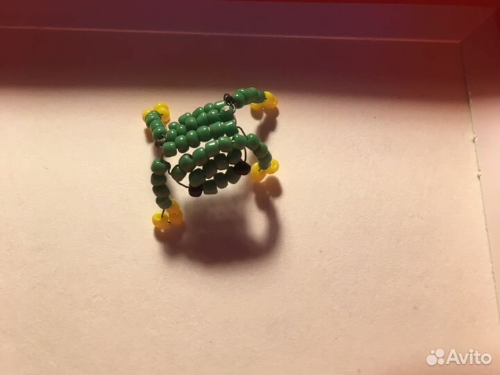 Лягушка из бисера