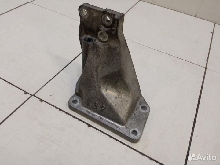 Кронштейн двигателя правый Infiniti EX EX37 J50