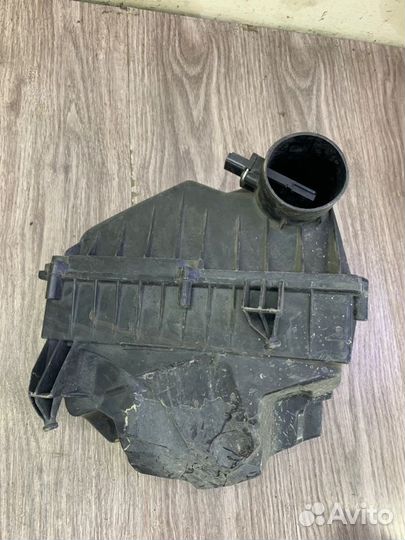 Корпус воздушного фильтра Ford Mondeo qjbb