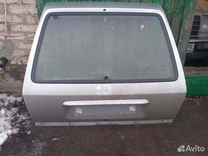 Пятая дверь мерседес бенс 124те
