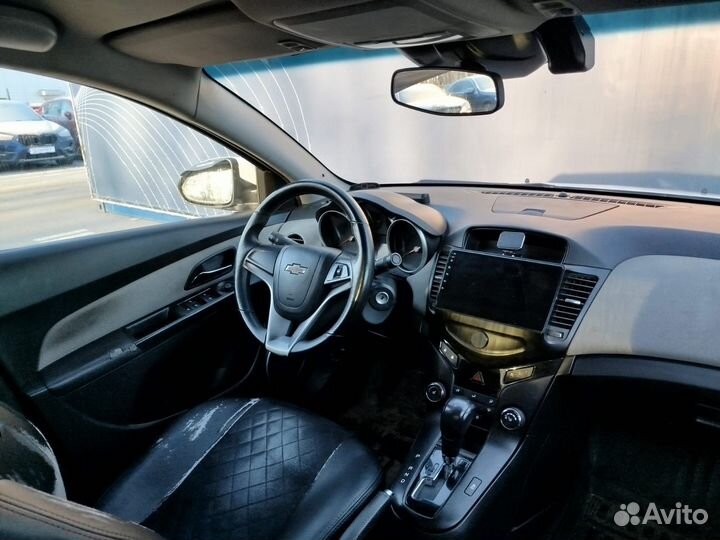 Chevrolet Cruze 1.8 AT, 2012, 272 320 км