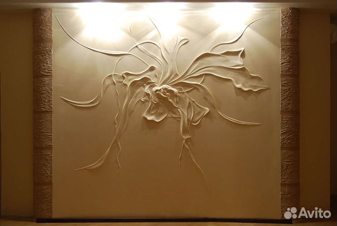 Барельеф - настенное панно