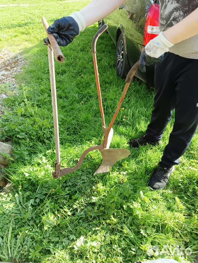 Плуг ручной(окучник)