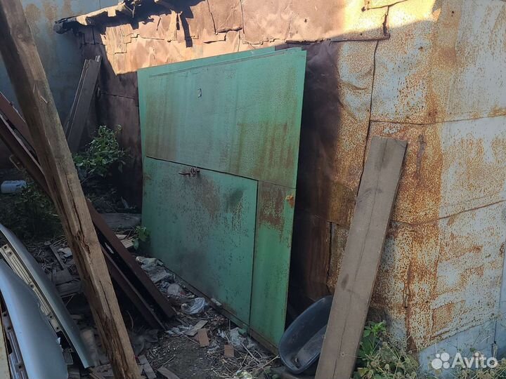 Ворота гаражные металлические железные