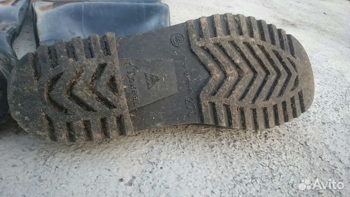 Сапоги резиновые болотные