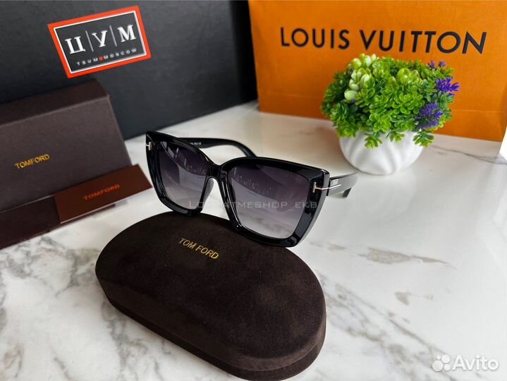 Очки Tom Ford женские солнцезащитные