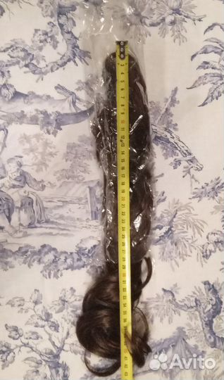 Волосы на заколках, шиньон, хвост накладной