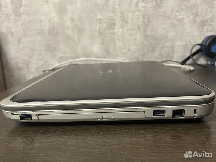 Ноутбук dell inspiron 7720