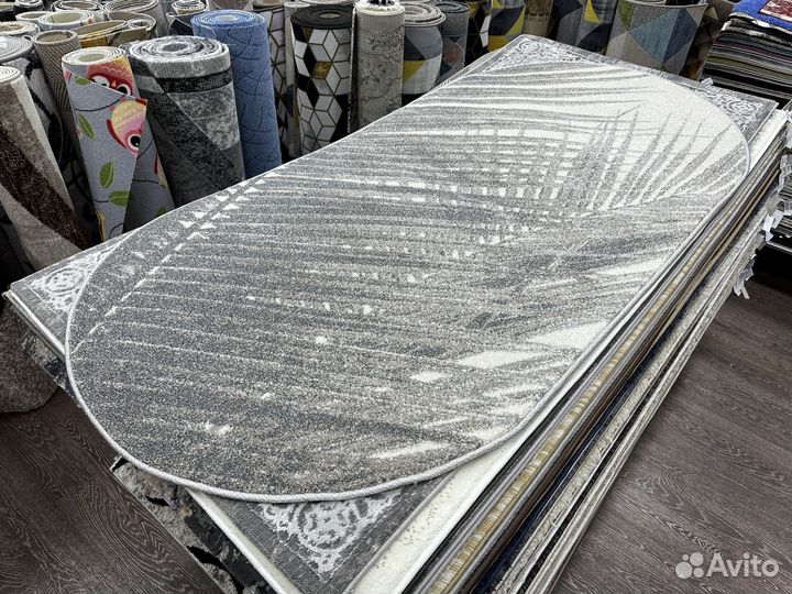 Ковер новый 100х200 см