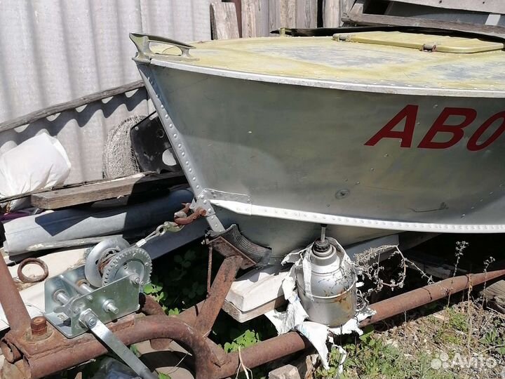 Лодка прогресс 2м с мотором