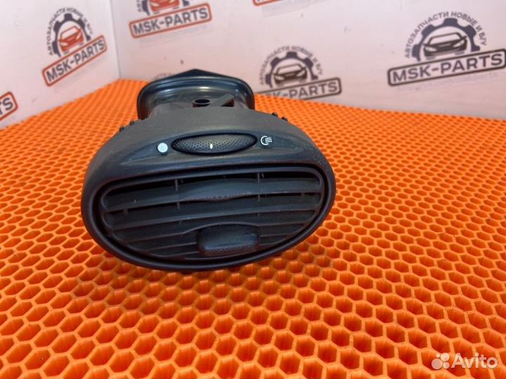 Дефлектор воздушный Ford Focus 1 2.0 2002