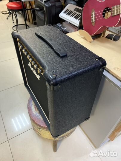 Ламповый комбоусилитель Marshall DSL 15C