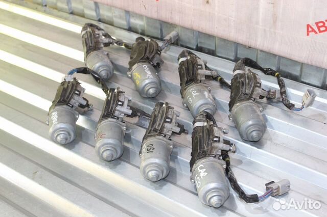 Моторчик трапеции дворников Королла 150 Аурис 1