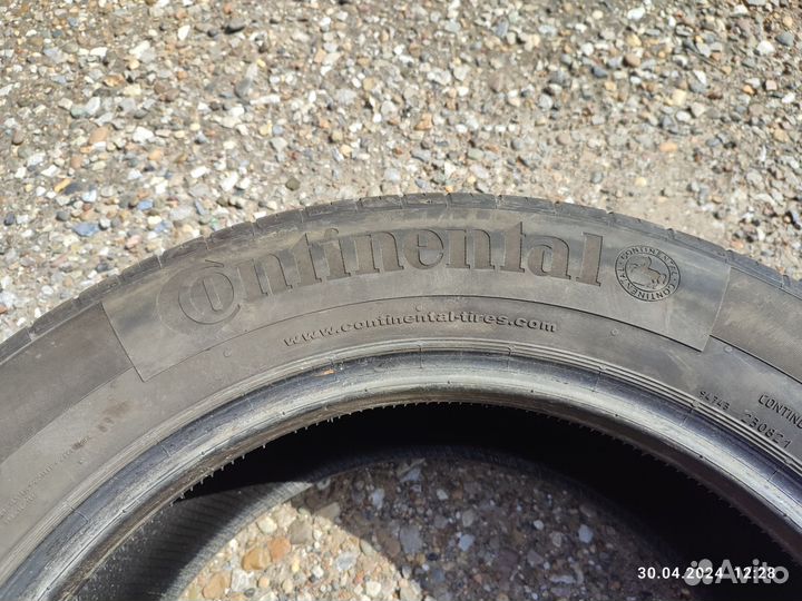Continental ContiPremiumContact 5 225/60 R17 99V