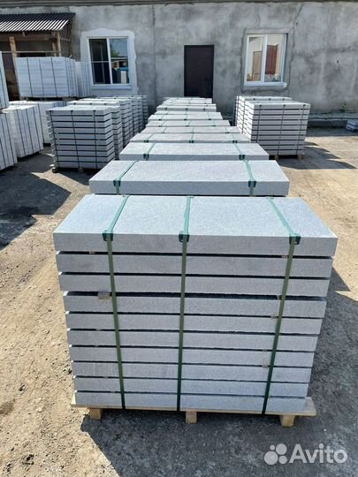 Гранитные памятники оптом и в розницу