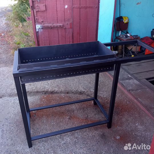 Мангал из толстого железа