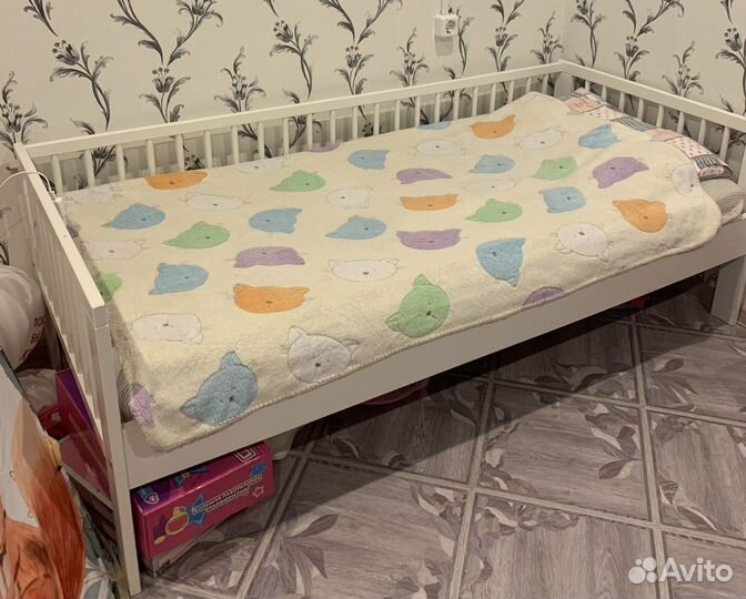 Детская кровать б/у
