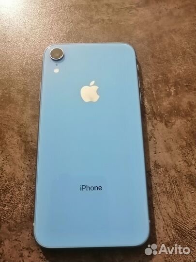 iPhone Xr, 64 ГБ
