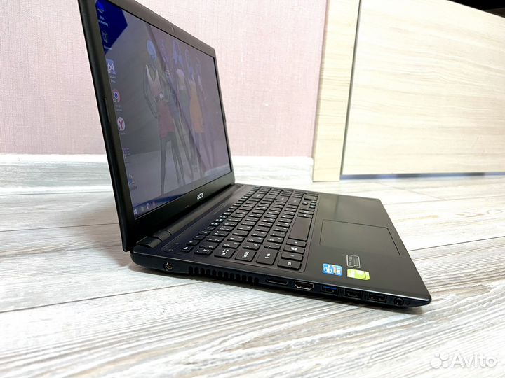 Хороший мощный Асер /4 ядра и 8 озу)