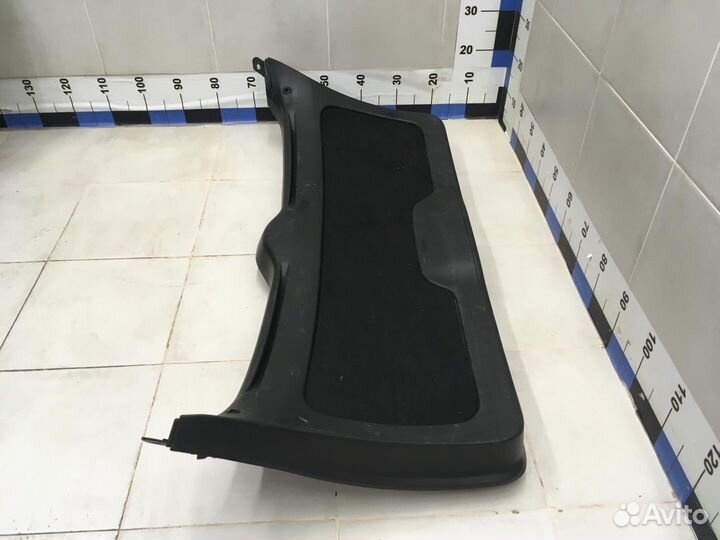 Обшивка двери багажника Legacy Outback (B13) 2003