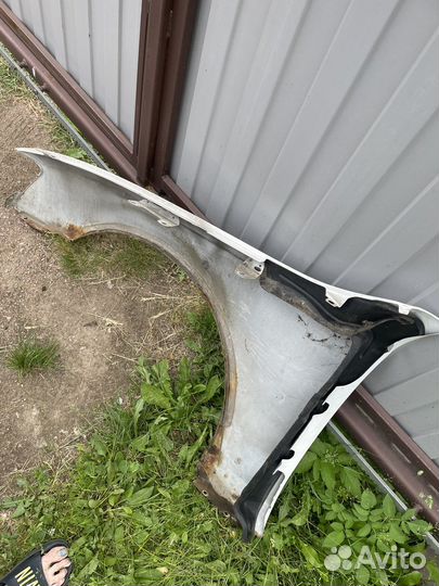 Правое переднее крыло audi a4 b8