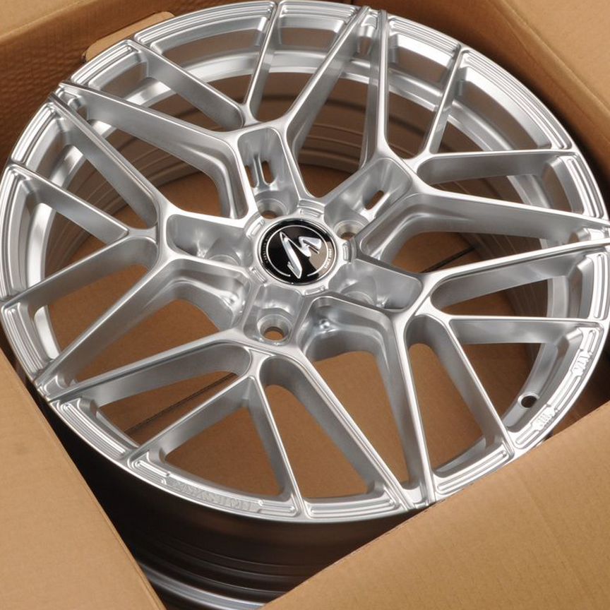 Диски для Toyota, Kia, Mazda, Nissan, Lexus, Hyundai, Mitsubishi Makstton MST fission 718 7.5x17/5x1